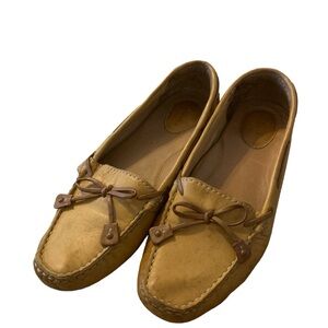 Womens Clark’s Artisan Leather Loafers Size 6